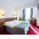 Papuga Park Wellness Marrakesz & Hotel 4*