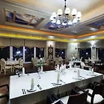 Papuga Park Wellness Marrakesz & Hotel