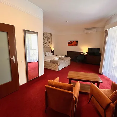 Papuga Park Wellness Marrakesz & 酒店 4*