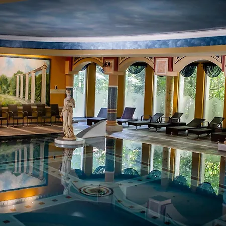 Papuga Park Wellness Marrakesz & Hotel 4*