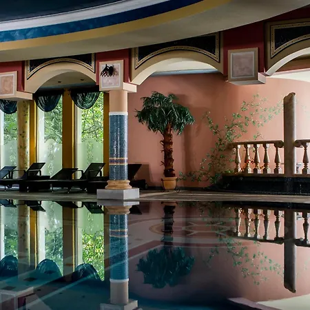 Papuga Park Wellness Marrakesz & Hotel 4*