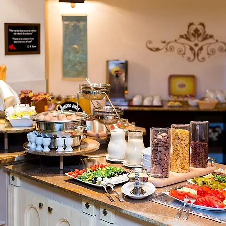 Hotel Papuga Park Wellness Marrakesz & 4*