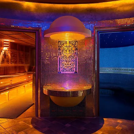 Papuga Park Wellness Marrakesz & 4*